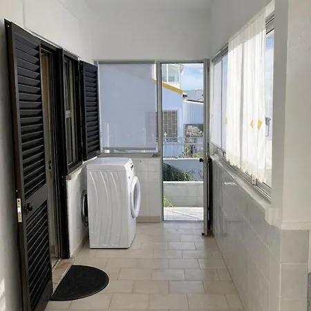 In Near Lisbon And 15 Min From The - Casa Acolhedora Em Perto De Lisboa E Da